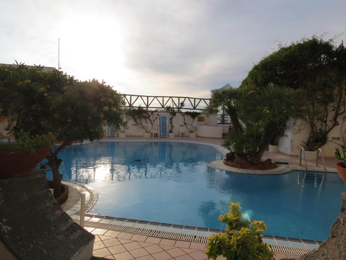 Santa Maria Hotel 3*