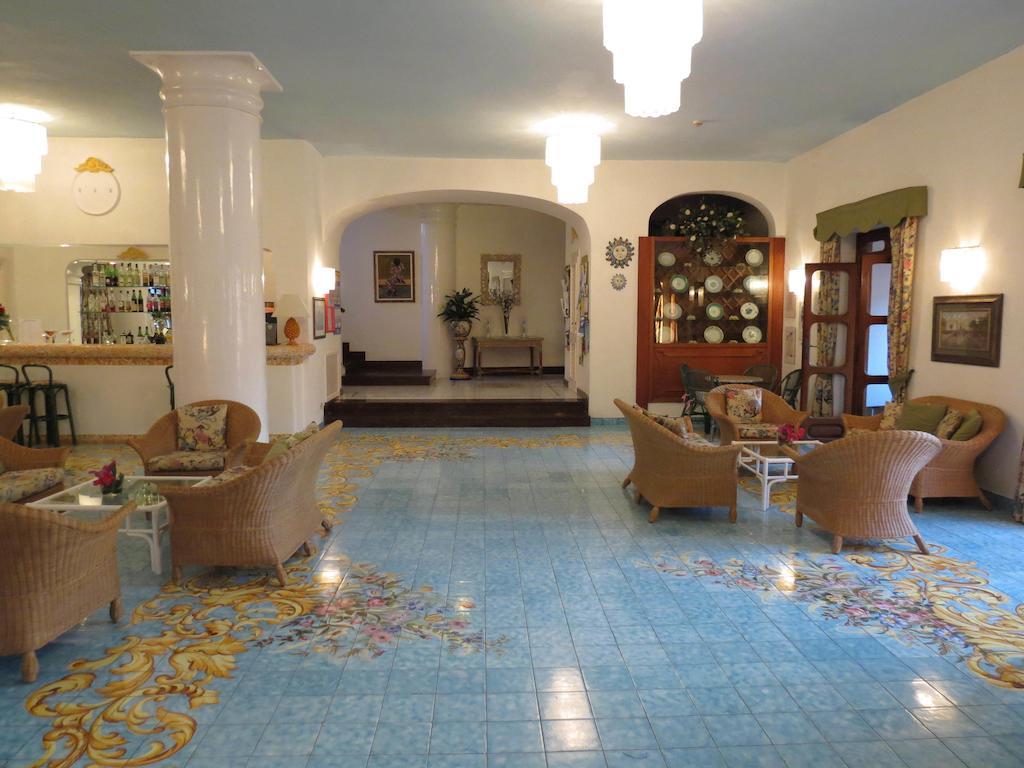 Santa Maria Hotel 3*